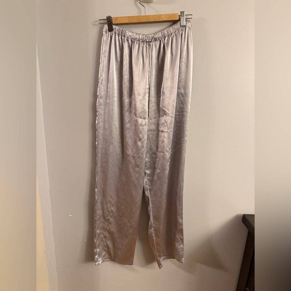 Gilligan & O'Malley Women's Silver Satin Pajama Pants